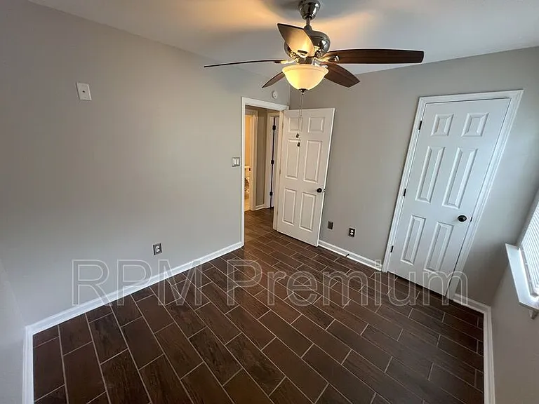 522 Fawn Lake Dr — Photo 32