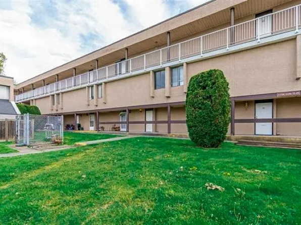 17706 60th Ave #35, Surrey, BC V3S 1V2