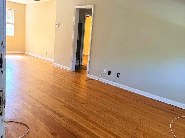 2842 Sydney St #4 — Photo 5