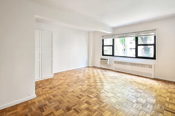 Rented by Compass | media 7