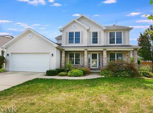 3301 Clairbridge Dr, Bloomington, IL 61704