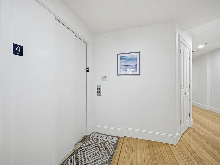 55 Temple Pl #4 — Photo 26