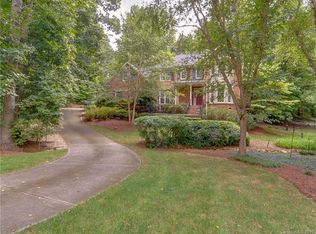 5301 Remford Ct, Charlotte, NC 28215