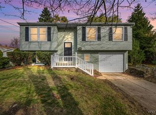 3934 Harvard St, Hamburg, NY 14075