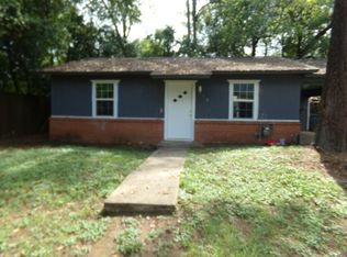 812 Swift St, Nacogdoches, TX 75961