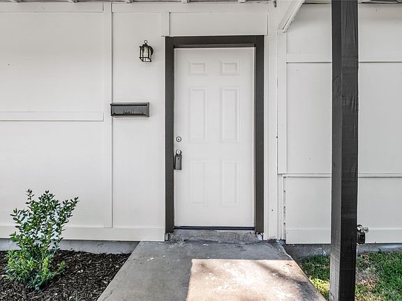 3rd image of 6119 Beekman Rd