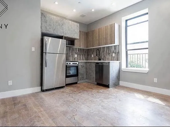 1259 Saint John's Place image 1 of 5