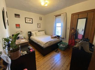 42 Jay St #1B, Cambridge, MA 02139