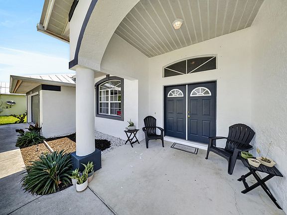 5th image of 1157 SW Heather Street