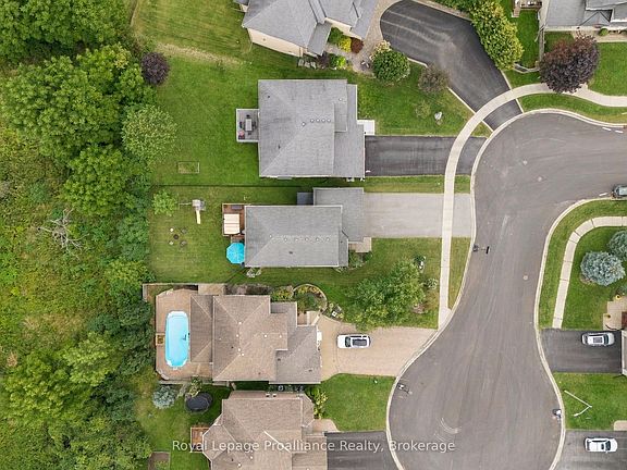 3rd image of 273 Avondale Rd
