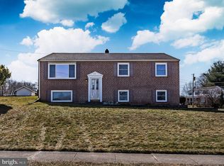 679 Lukens Ln, King Of Prussia, PA 19406