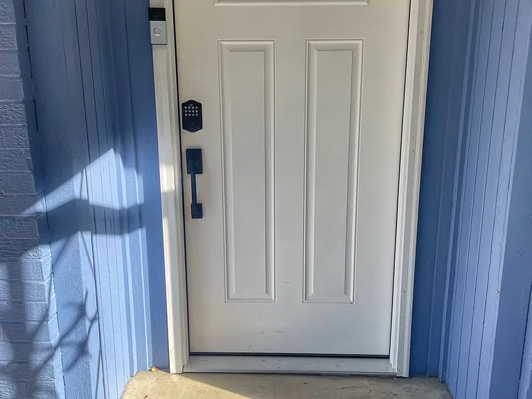 333 Herrington Woods — Photo 13