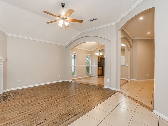 5th image of 5046 Cape Elizabeth Ct W