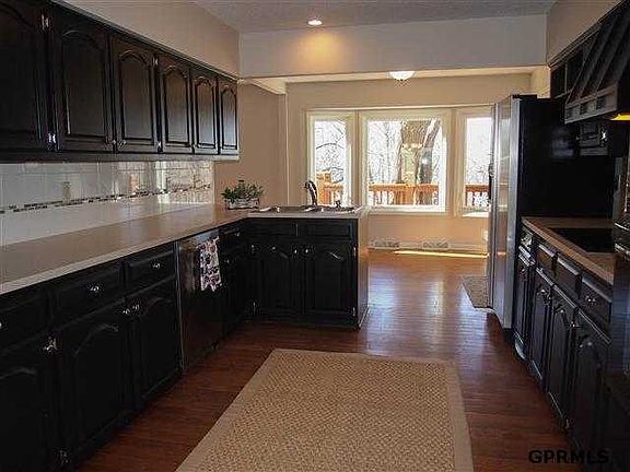 4th image of 510 Martin Dr