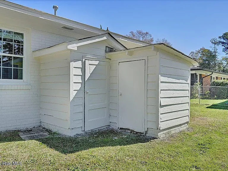 3416 Wilshire Blvd — Photo 21