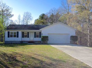 208 S Creek Dr, Jacksonville, NC 28540