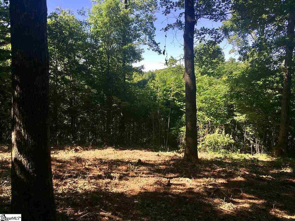 2nd image of 28 Wild Ginger Rd