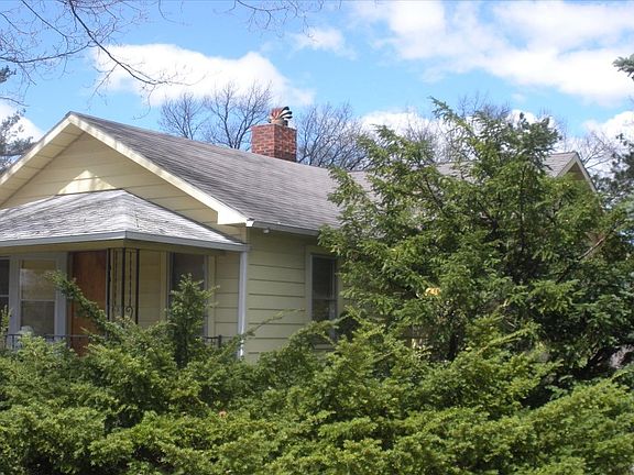 3rd image of 1814 Leininger Ave