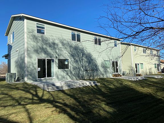 2nd image of 122 N Jackson Heights Ct
