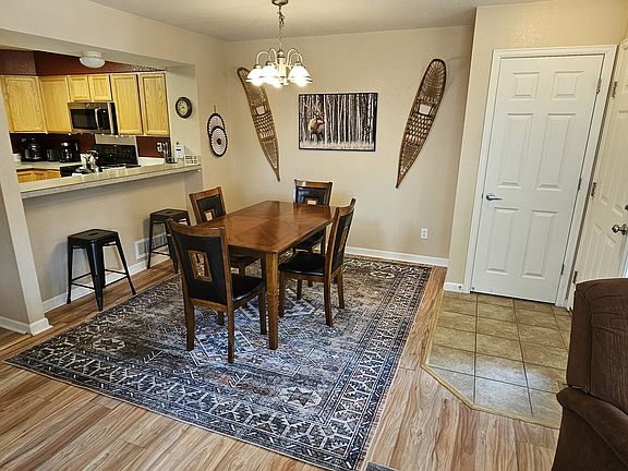 2nd image of 2027 Tonopas Ct Unit 104