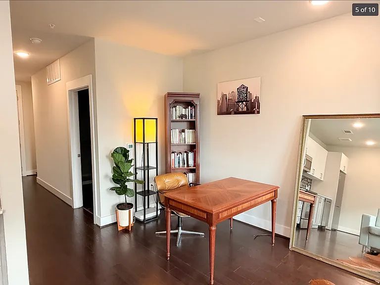 4819 Caroline St #2 — Photo 6