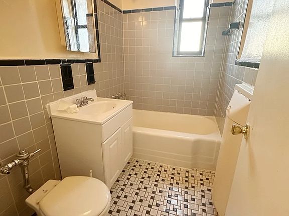 3rd image of 570 Ocean Ave APT 6E