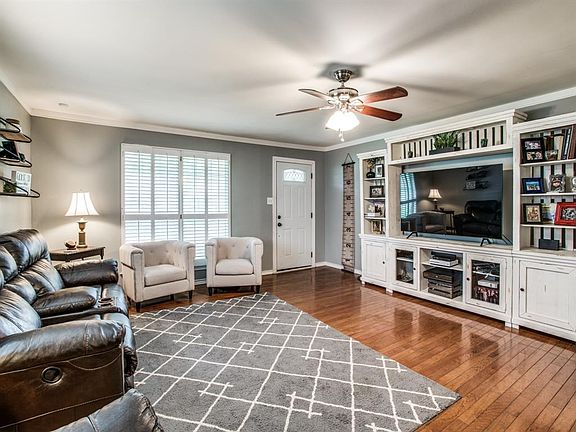 5th image of 10150 Shadyview Dr