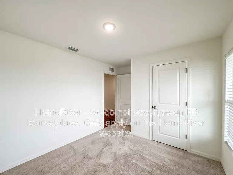1818 NW 27th Ter — Photo 16