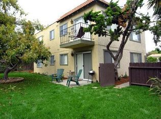 244-48 Hillcrest Dr, Encinitas, CA 92024