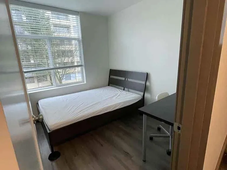 4703 9th Ave NE #202 — Photo 3