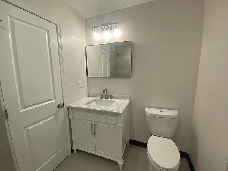 5622 Midwood Ave #1 — Photo 11