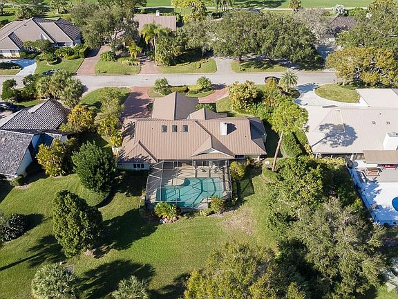 2nd image of 5784 SE Glen Eagle Way