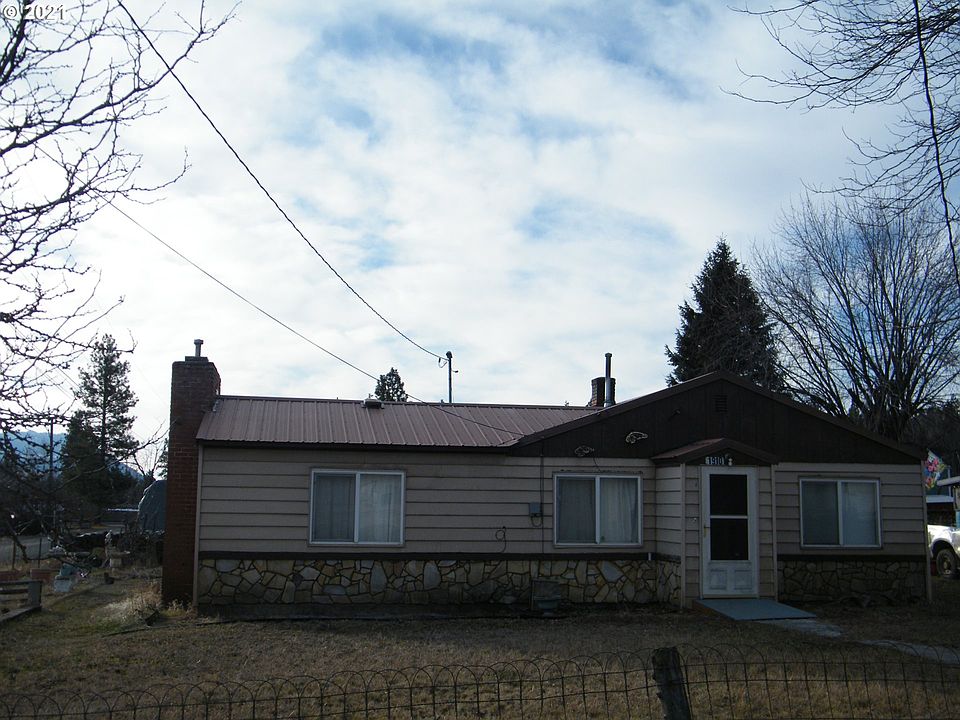 2nd image of 1910 Birch St
