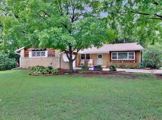 955 S Dowell Ter, Wichita, KS 67207