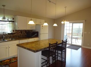 1704 106th St, New Richmond, WI 54017