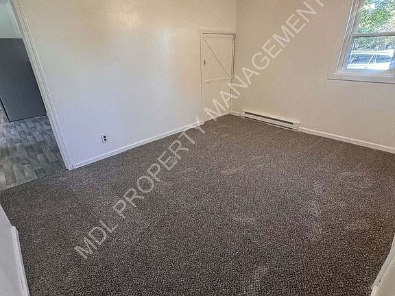 3rd image of 3688 Garfield Rd