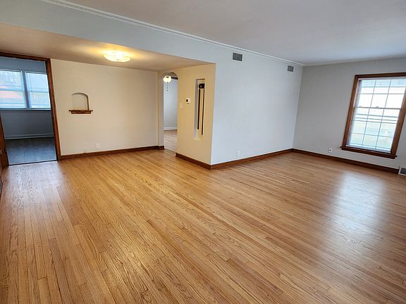 2nd image of 5126 W Roosevelt Dr #2
