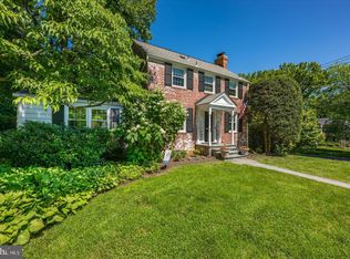 5901 Devonshire Dr, Bethesda, MD 20816
