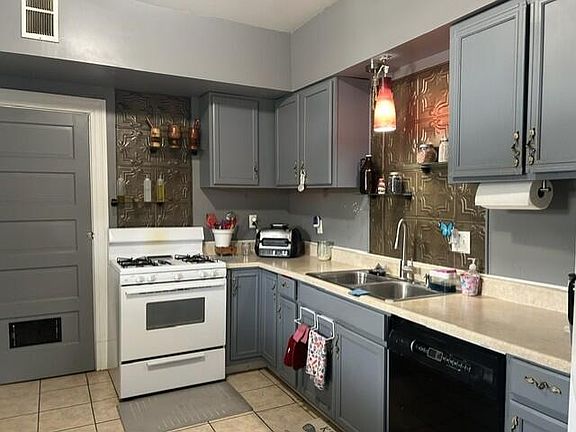 3rd image of 106 Edgington Lane