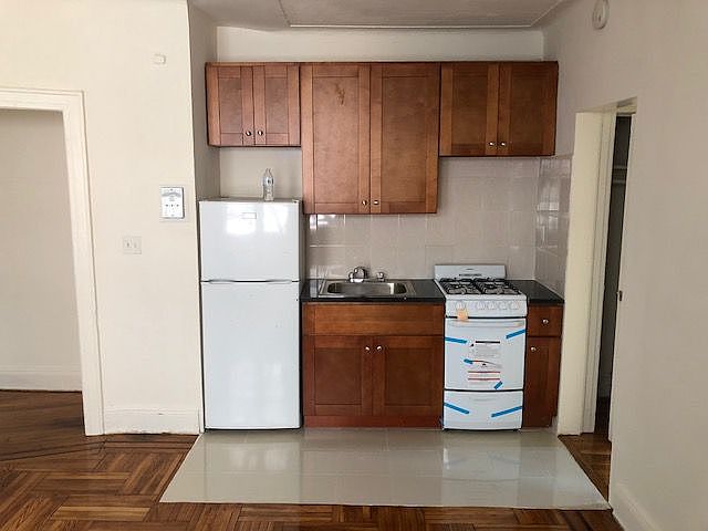 1st image of 61-40 Saunders St APT C12