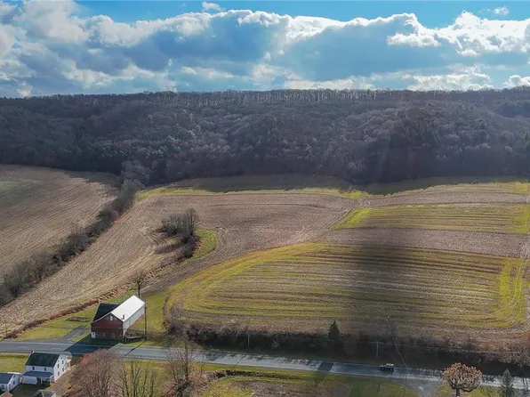 Penn Dr, Tamaqua, PA 18252