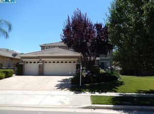 2989 E Sierra Ave, Tulare, CA