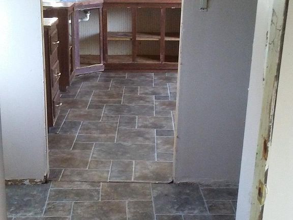 5th image of 113 Darlene Ln