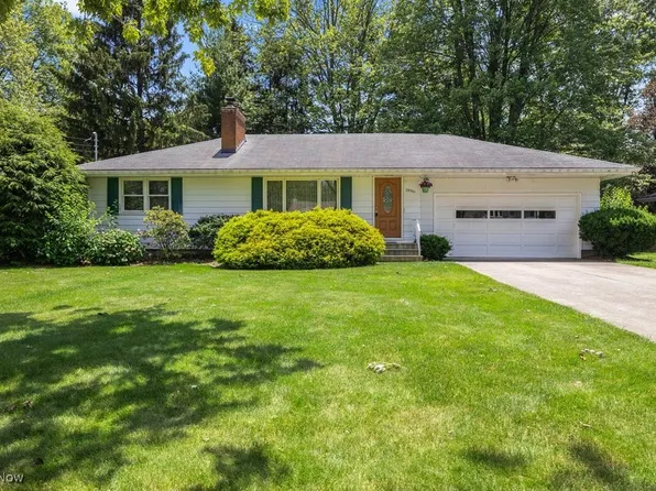 39561 Robert Ln, Elyria, OH 44035