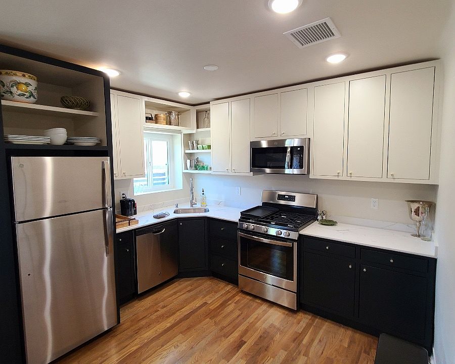 1st image of 310 E Baltimore Dr #1
