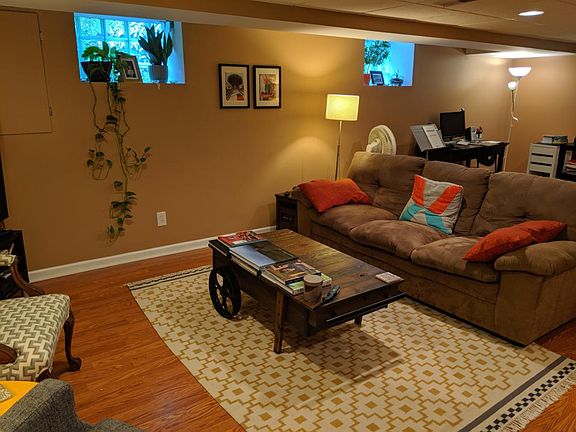 4th image of 2725 Silverleaf Ave