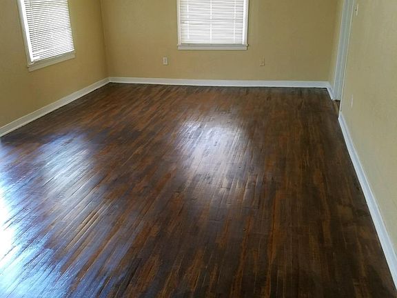 Great Room (DR view)