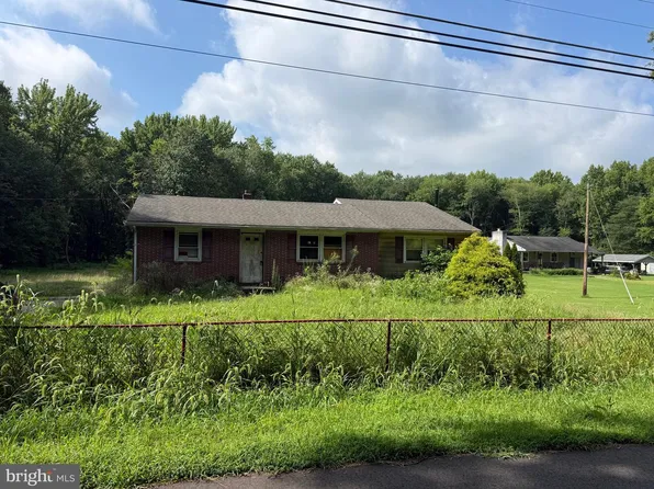 60 Mann Yorketown Rd, Woodstown, NJ 08098