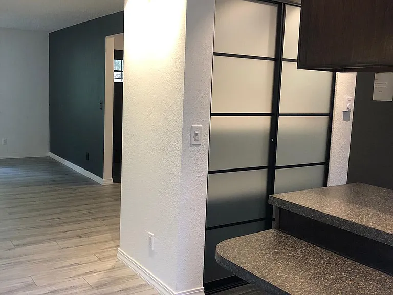7223 S Cedar Rd — Photo 12