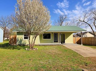 1442 W Main St, Westville, OK 74965
